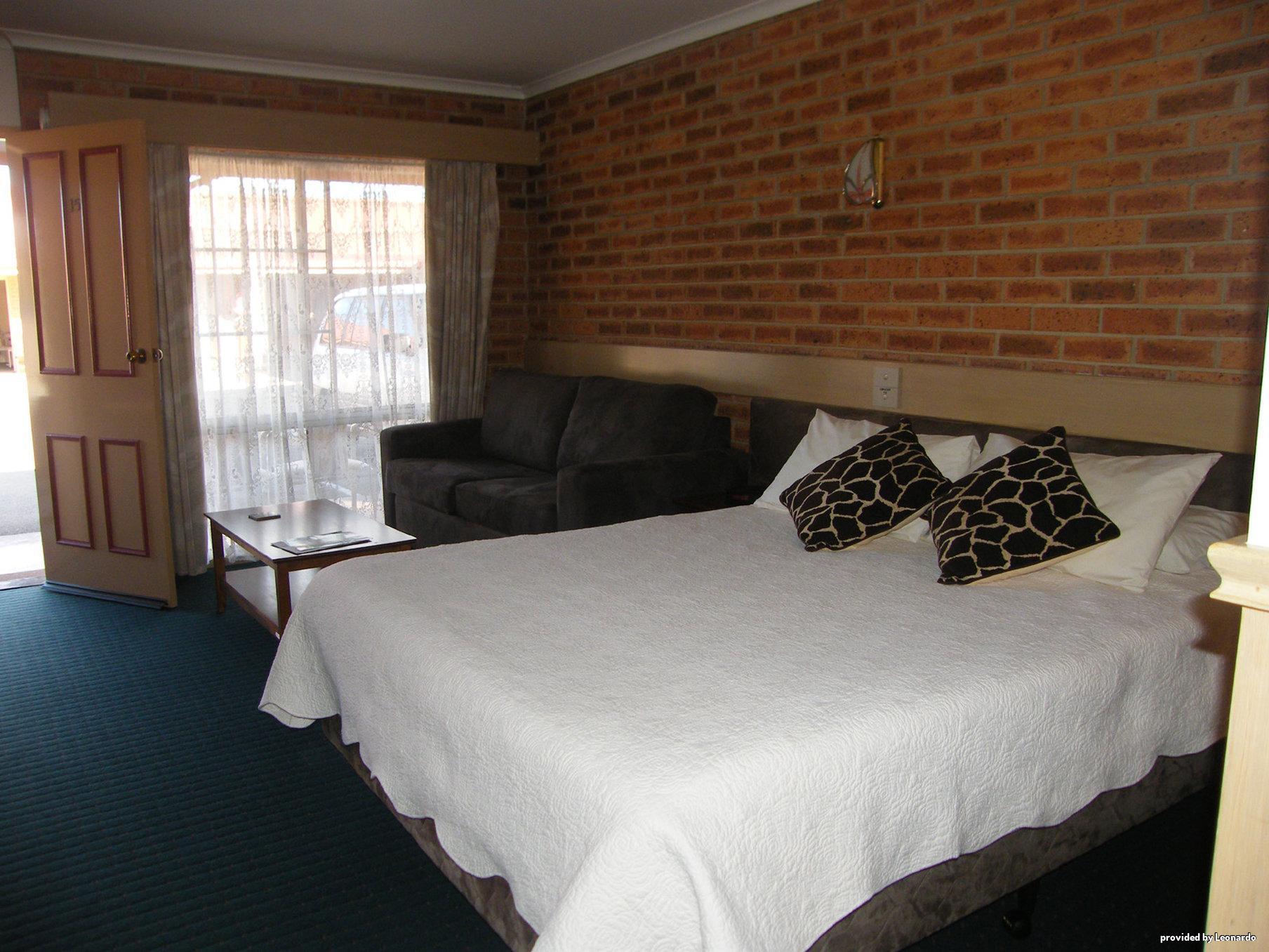 Colonial Motor Inn Bairnsdale Golden Chain Property الغرفة الصورة