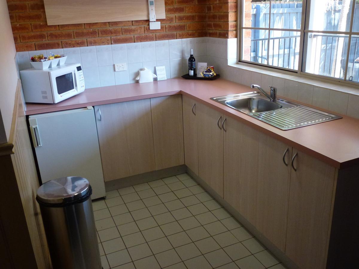 Colonial Motor Inn Bairnsdale Golden Chain Property المظهر الخارجي الصورة