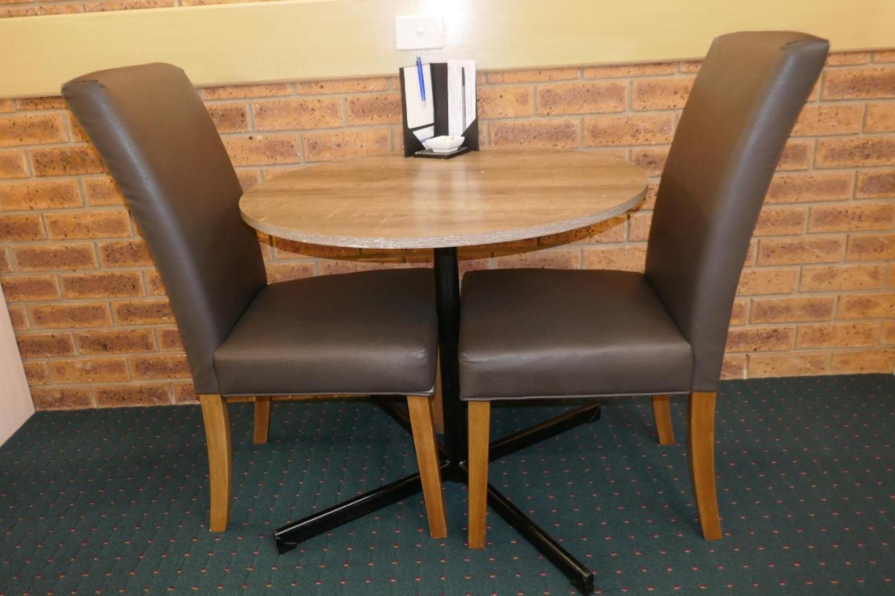 Colonial Motor Inn Bairnsdale Golden Chain Property المظهر الخارجي الصورة