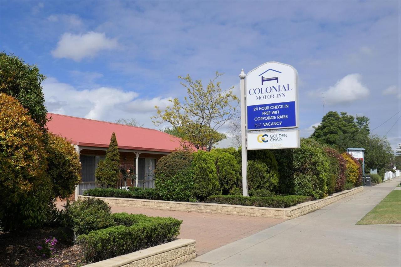 Colonial Motor Inn Bairnsdale Golden Chain Property المظهر الخارجي الصورة